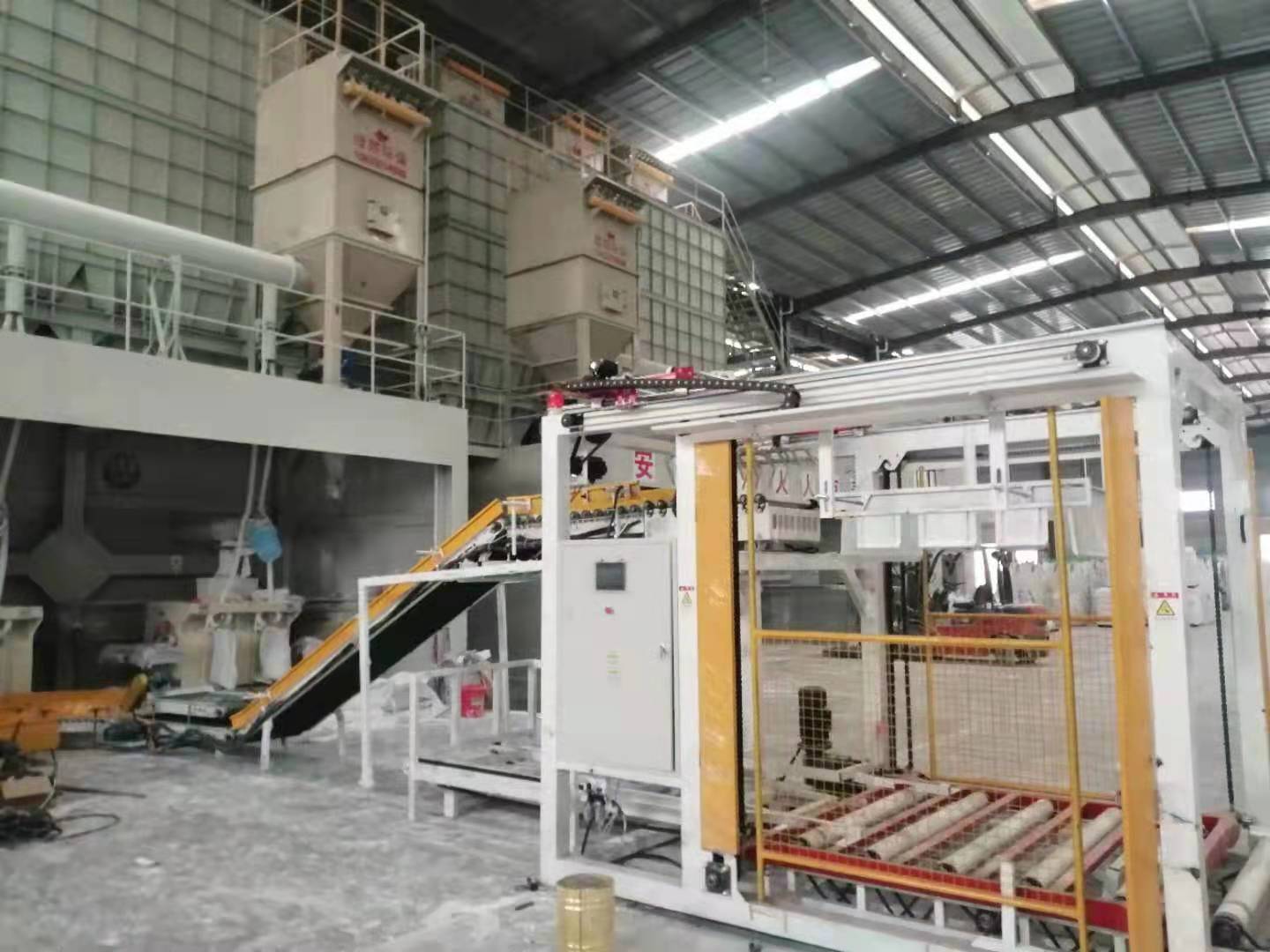 四平市立柱码垛机纸箱码垛机 - 方案